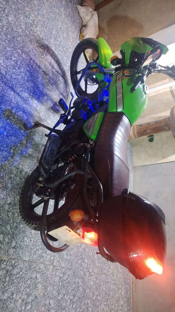 سلام عليكم
دايوان مود2024 للبيع دراجه نضيفه وحلوه كهربائيات كله شغاله اوراق اصولي محرك 150
مكاني سامراء توصل الرقم ***********
