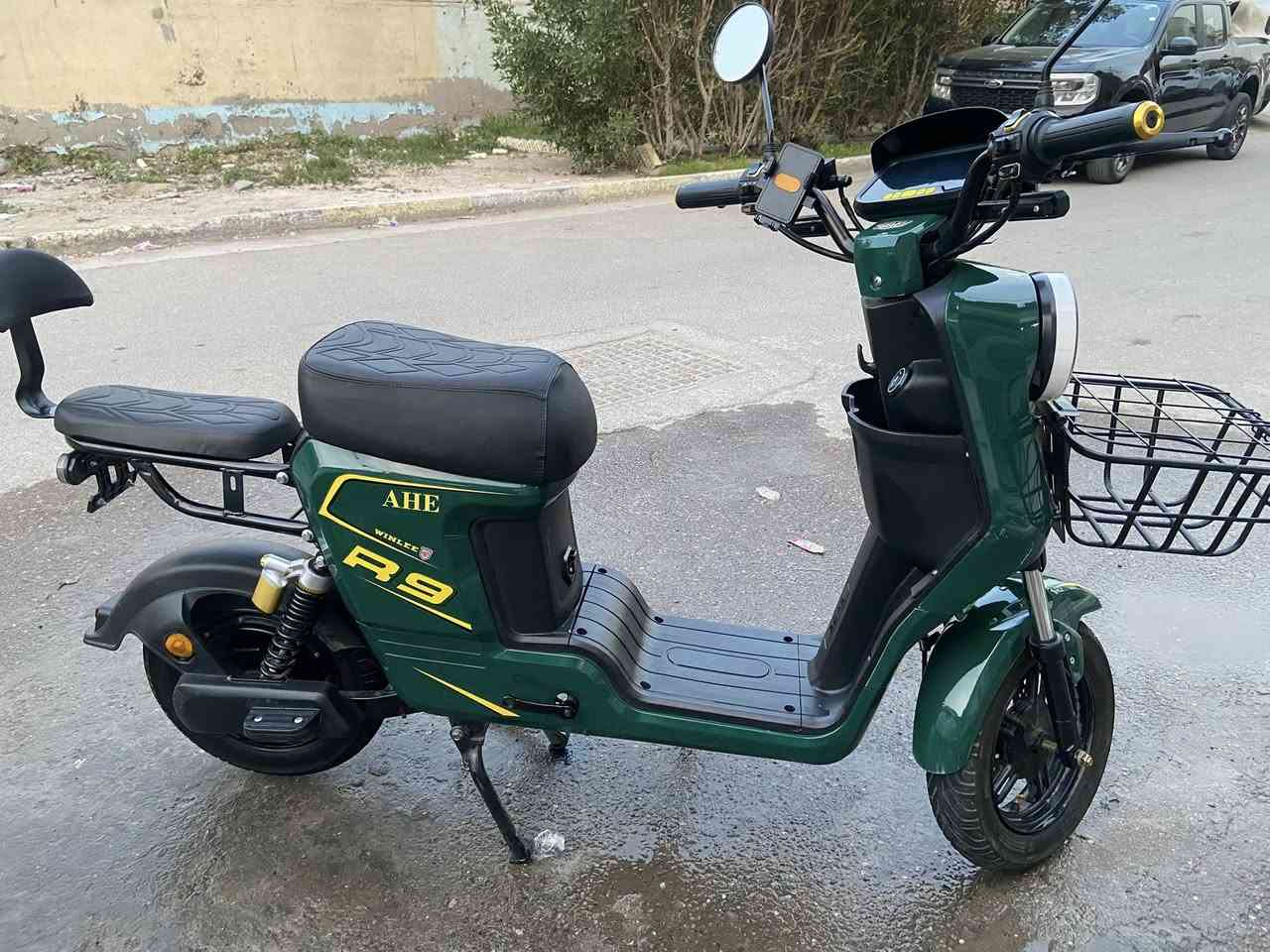 للبيع R9
5 بطاريات وينلي
موديل 2026
بيه نظام Rو P
البطاريات كبار 32 أمبير
شاحن اصلي
السعر 500 وبيه مجال 
***********للاستفسار
 العنوان بغداد حي الجامعه
