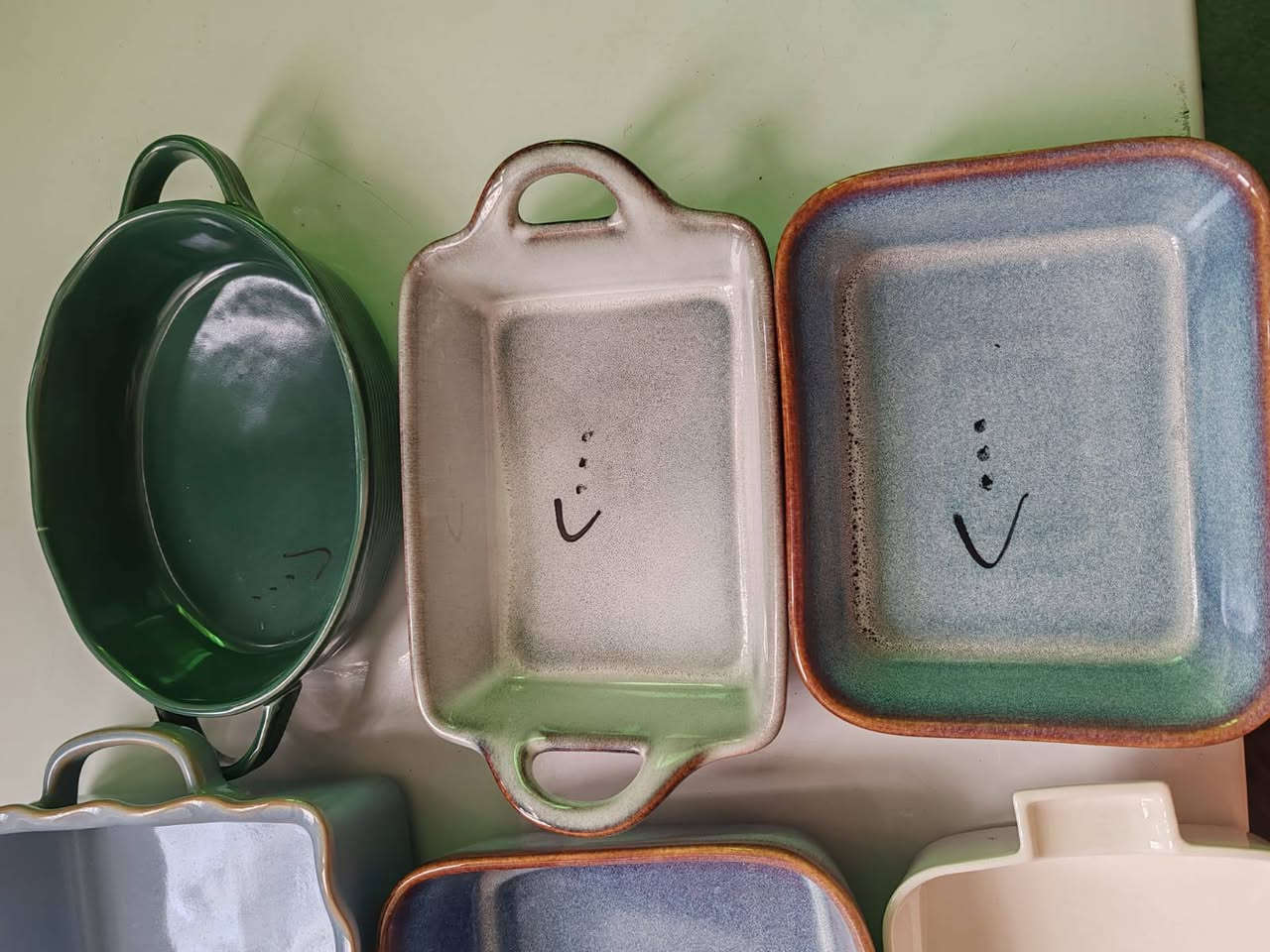 مواعين للبيع وعندي توصيل وعندي بعد تريد تشوفهن ادزهن ع خاص


**إذا كنت صاحب هذا الإعلان وتريد حذفه لأي سبب، رجاءا أرسل رسالة إلى الدعم الفني**