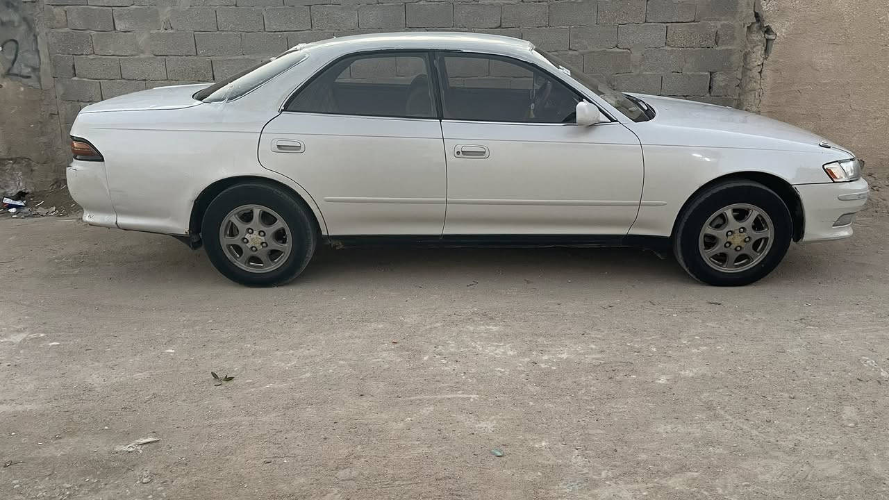 مارك نفخ مديل 1995 رقم بصره سنويه لغاية 27سيارة كفاله كصه ونقل والضربه .
حداديه جديده من طول لطول جام كهرباء شغاله كهربائيات شغاله مابيها نقص كير مكينه كفاله السعر 60 وبيها مجال *********** المكان البصرة
