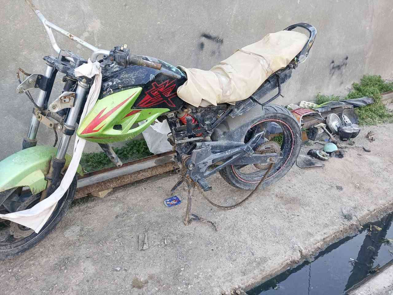 ياالله السلام عليكم باندا اوراق أصولية بس مكينة مابيها ابيع كوم حديد وهاي غراضها كاملة بالفيديو شوفت عينك مكاني واسط قضاء بدره ***********
