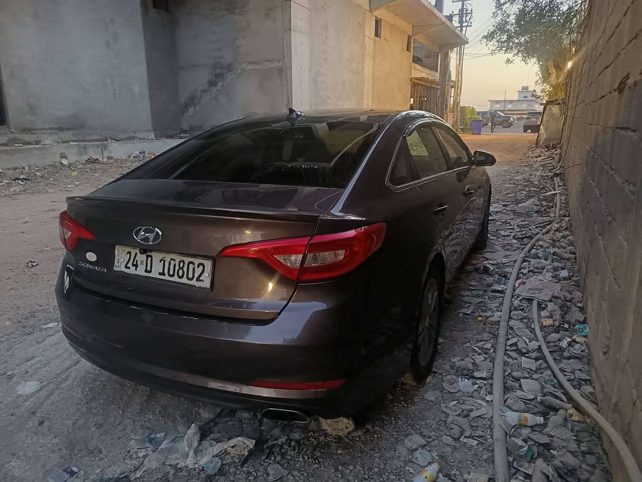 سلام عليكم سوناتا 17 جديد رقم نكليزي شمالي تريد وكاله تريد تحويل مراوس بسياره عاليه حتى لو بيها ضرر مو مشكله بس كون جديده وللبيع السعر 105 مكان النجف الاشرف موبايل ***********  ملاحظه السياره وارد امريكي وطختها كلش بصيطه بمريكه       تبريد ثلج تخم تاير جديد مكينه خير من الله وكير بيها جراد بصيط بل بنيد السياره مال جناي وبسم مره
