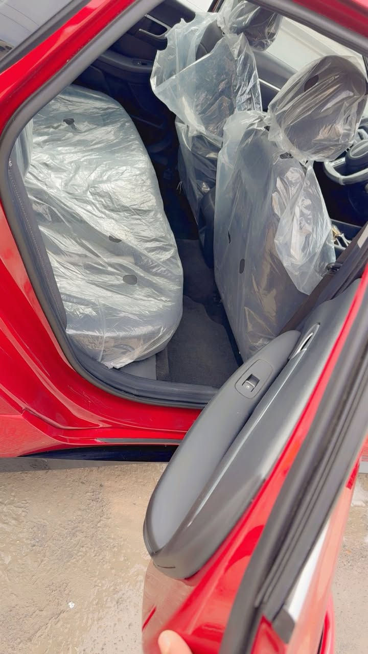 سلام عليكم…..
سوناتا2024فول مواصفات
وارد امريكي تقرير السياره زيرو ماشيه3000
وبيها شويه صبغ بلباب اثر شخط بس
***********
السعر195
