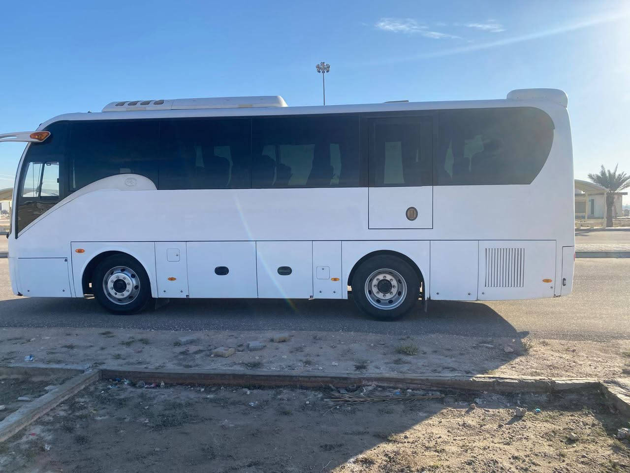 السلام عليكم كنك لونك للبيع موديل 2020
رقم سليمانية 
مكينه كمنز ادبلو
انجكتر
ميكانيك مكفول تبريد شغال 
تخم تاير 34راكب السيارة جوبلس
مكان البصره سعر للاستفسار الاتصال على الرقم
***********
