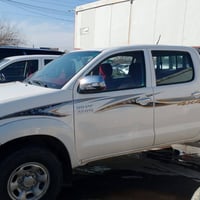 هايلوكس 2014 نضيفه كير محرك كله ع شركه تبريد ثلج سياره نضيفه سعرها 170...