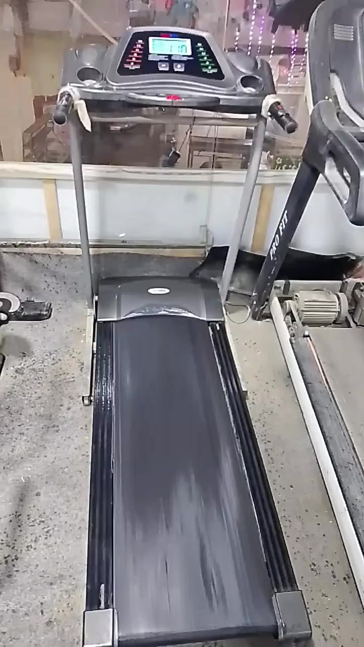 مشايه فيجا ماكس ١٥٠ك ماتور Ac
تشغيل متواصل 

سرعه ١٦

المكان زهراء مدينه نصر القاهره


**إذا كنت صاحب هذا الإعلان وتريد حذفه لأي سبب، رجاءا أرسل رسالة إلى الدعم الفني**