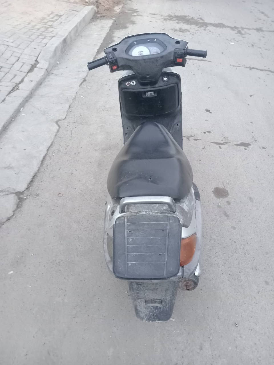 للبيع فضائي ياباني كهربيات كله شغاله سلف وهندر  محرك ناعم لاتبخير ولا شي بس كابريتر يرادله تنضيف
سعر 300   وبيه مجال
 مكان بغداد حي البتول الجسر الفرنسي


**إذا كنت صاحب هذا الإعلان وتريد حذفه لأي سبب، رجاءا أرسل رسالة إلى الدعم الفني**