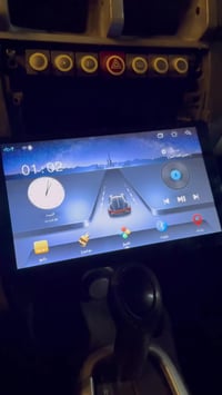 شاشة اندويد اصلية ذاكرة  64 رام 4 بيهة نضام GPS وتتحمل عليهة جميع البر...