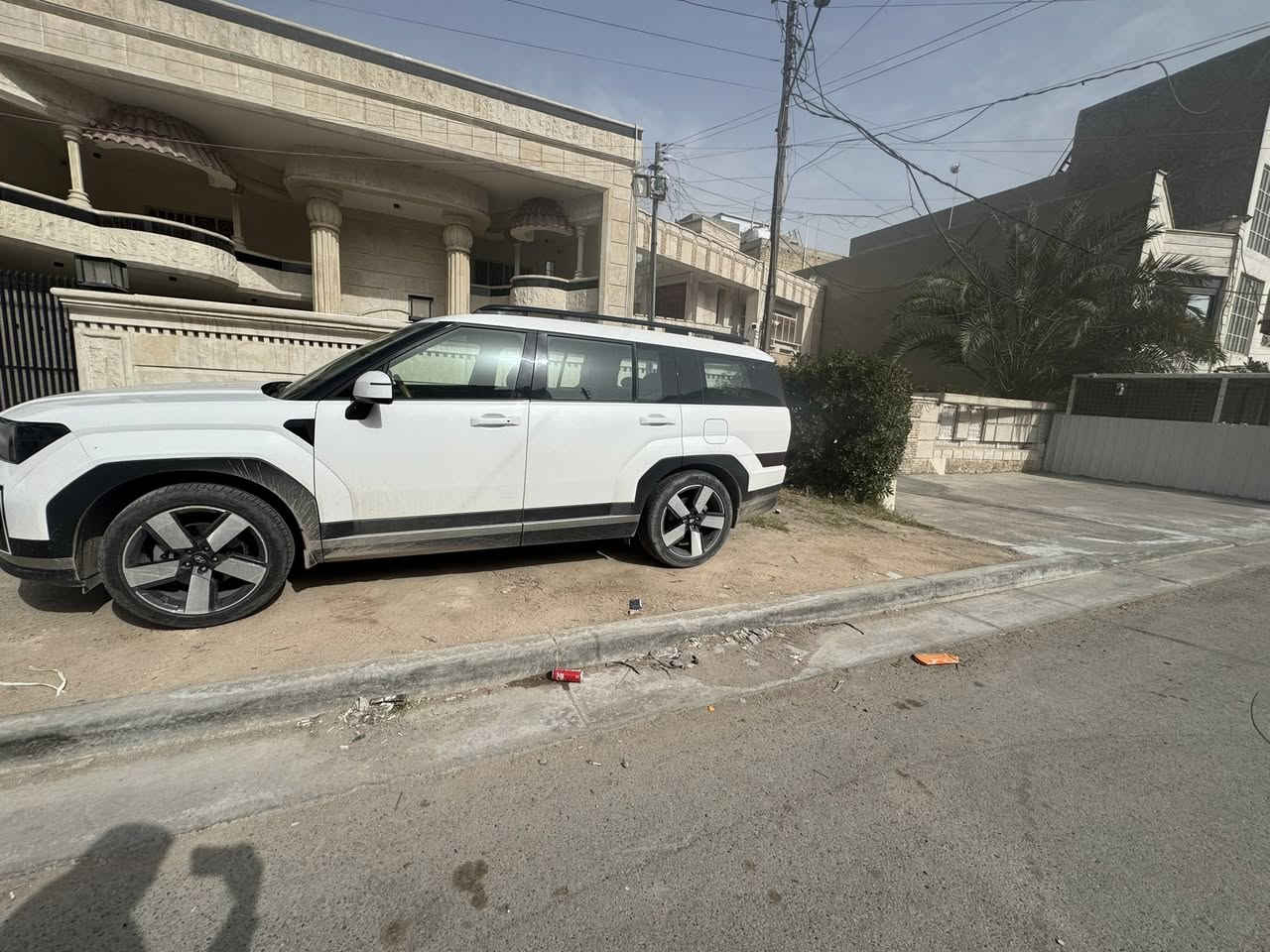 سنتافي 2024 
ماشيه 53 الف 
مكفوله من كلشي 
السعر 270
مكان السياره بغداد المنصور 
***********
