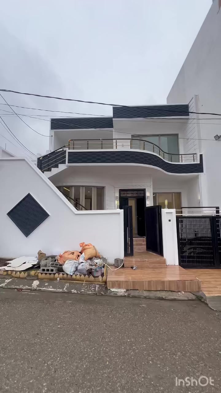 كؤد932

‎خانوو بؤ فرؤشتن. له گه ره كي تاڤگه خؤشترين شويني تاڤگه
‎به رده مي مال نيه. ئه كه ويته. نيزيك بازارو قوتاب خانه ي چيا

‎١٧٠ مه تر 
‎دوو نهؤم بؤ دوو مال  روي ئه زمر 
‎كامل مواسه فات 
‎نهؤمي يه كه م. ميوان.  هؤل و متبق مساعيد متبق دوو نوستن مشته مه لات 
‎نهؤمي دوه م. هؤلو ميوان. متبقو مساعيد. دوو نوستن. مشته مه لات

‎🚦🚦 بۆزانینی نرخ کۆمێنت دانێ
***********
________________
‎‏‎‏‎‏‎💰بۆ زانینی نرخ ژمارە (١) لە كۆمێنت دانێ 
‎‏‎‏‎‏‎بـۆ زانیاری زیاتر سەردانی نووسینكە بكەن

‎‏‎ـــــــــــــــــــــــــــــــــــــــــــــــــــــــــــ
‎‏‎ئەگەر تۆی بەڕێزیش ئەتەوێت مووڵکەت  بفرۆشی 
‎‏‎ئەوا وێنە و زانیار تەواوی موڵکەت بنێرە ، 
‎‏‎لە ڕێگەی . واتس ئاب و ڤايبه ر ***********

‎‏#Rams
‎‏#Rams #Steelers #زەوی_بۆ_فرۆشتن #بەڵەخانەی_بازرگانی #بەرامبەر_نەخۆشخانەی_رزگار
