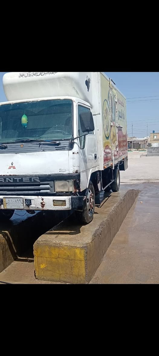 السلام عليكم كنتر ميسي بوشي عظم موديل 97 براده عاطل طول اربعه ونص مكينه 33 رقم بغداد سياره جاهزه السعر 40 ورقه العنوان الشطره الدلال علي العكيلي 
الرقم الهاتف ***********
