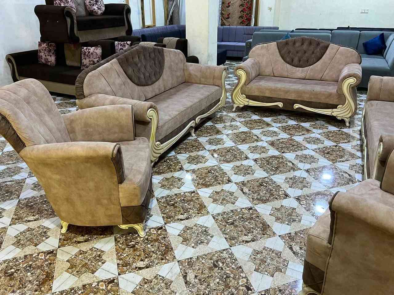 تاقم قةنةفة توركيية بؤفرؤشتن
١٠نةفةريية بيعيبة شتيكي نايابة 
ژم***********
شوين كةلار
