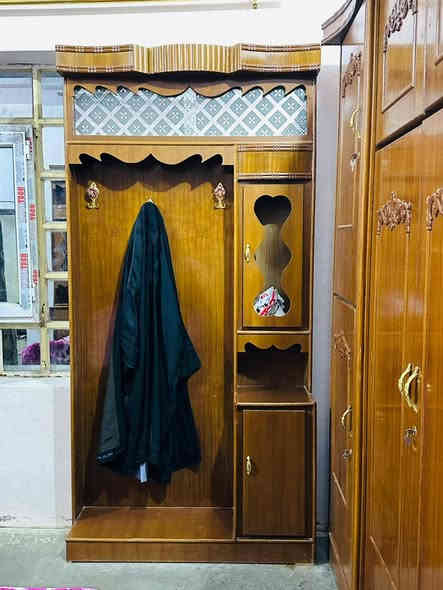 توجد غرفه نوم هودج ثلاثينيه خشب حطاطه السعر 850 وبيها مجال بسيط
العنوان الرمانه منطقه البوعبيد للاستفسار ***********
