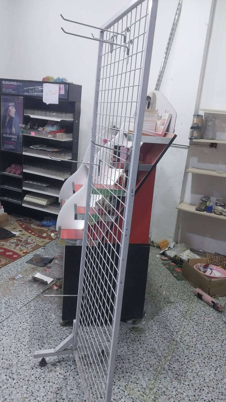 للبيع للإستفسار الإتصال بالرقم ***********
