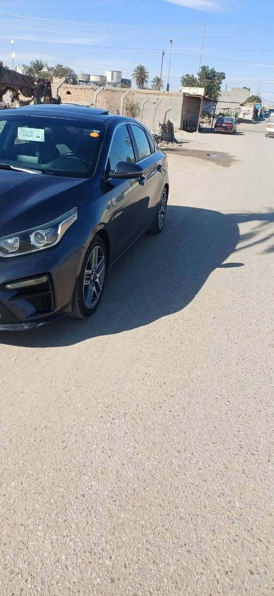السلام عليكم سيارة كيا فورتي البيع 
موديل 2021 فول مواصفات سيارة
سونارها بالصور بالمنشور رقم بسمي اربيل
تحويل جديد سيارة جديده تبريد قطعتين 
‏‪***********‬‏
‏‪***********‬‏
الاستفسار تصل على رقم 
مكاني بابل سدة الهندية
