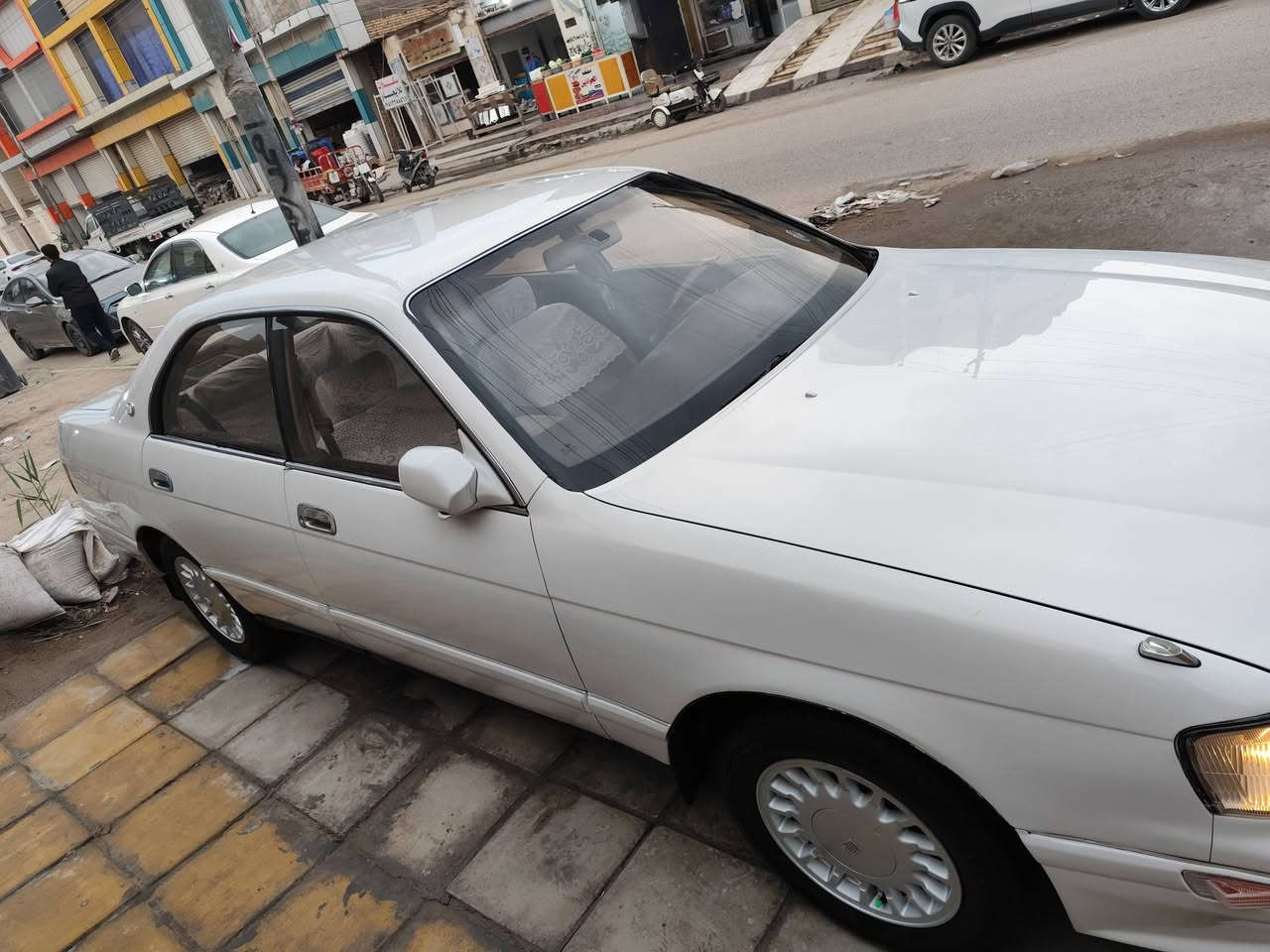 تويوتا بطه ، موديل الفين ،السياره مكفوله من الضربه، نمره بصره،مصبوغة فرن درجه اولى (صبغ تجميلي), تخم تاير+حداديه جديده +كير مكينه جدد+كهربائيات شغاله كلهه ع بلاد،سنتر لوك,اربع بيبان مع الجنطه ,العنوان /ناصريه مركز مدينه +السعر ٦٨ والمو شراي لايكسر بحلال العالم رجائن
***********
