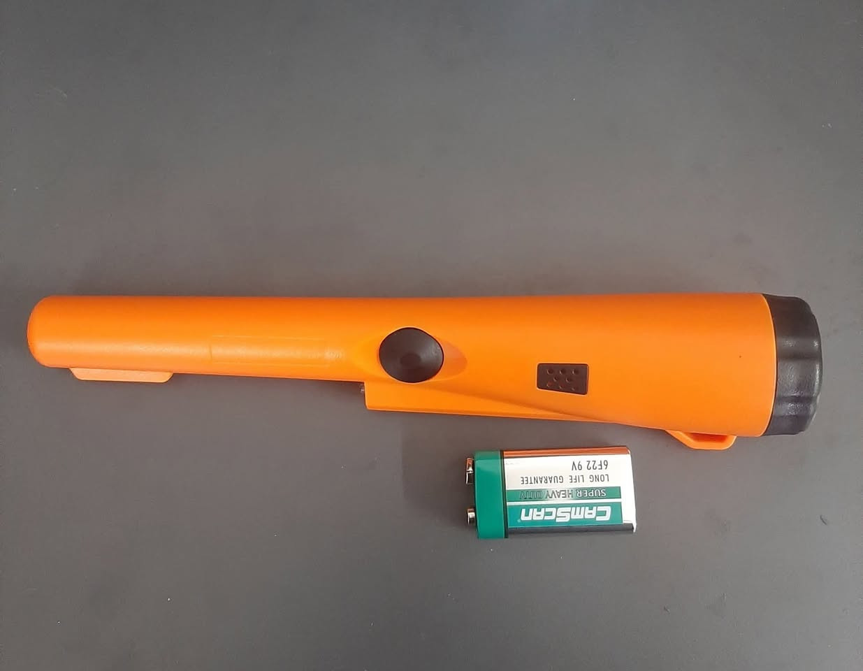 كاشف معادن السود السود مكسور ومصلح ما مثر علة شغلة والثاني شغال ما بي شي  سعر الواحد 15 يوجد توصيل


**إذا كنت صاحب هذا الإعلان وتريد حذفه لأي سبب، رجاءا أرسل رسالة إلى الدعم الفني**