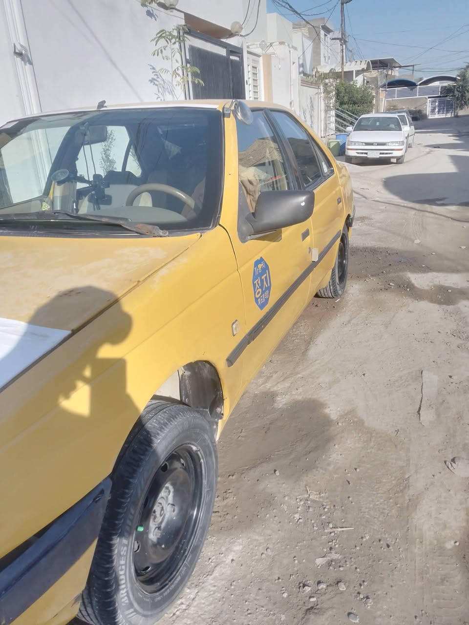 سلام عليكم بيجو 405/ 2010 مشروع وطني رقم بغداد سنوية لل27  مكينة كير جاهزات تبريد تدفئة شغال حدادية جديدة صالي سبوع شادهة كهربائيات كله شغالة  عوزهة فقط دعامية الكدام واللايت جهة العبري لان تعبانات بديهة نضيف احلى من الصور 27وبيهة مجال قليل مكاني نجف كوفة ***********
