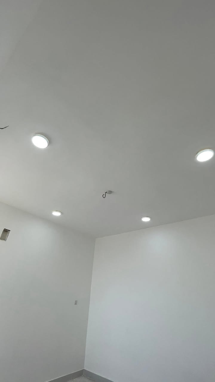 احد اعمالنا الكهربائيه مرحله التقفيل.  
مستعدون لعمل
 التأسيسات الكهربائيه بأنواعها 
بوري دفن .
..سيمنز ..
 نشر ..
 نزالات 
.تسليك
 .تشطيب 
..صيانه 
نشر منظومة كامرات مراقبه 
منظومة ستلايت 
ومنظومه ايرث 
بأنسب الأسعار للتواصل ‭0782 761 1473
