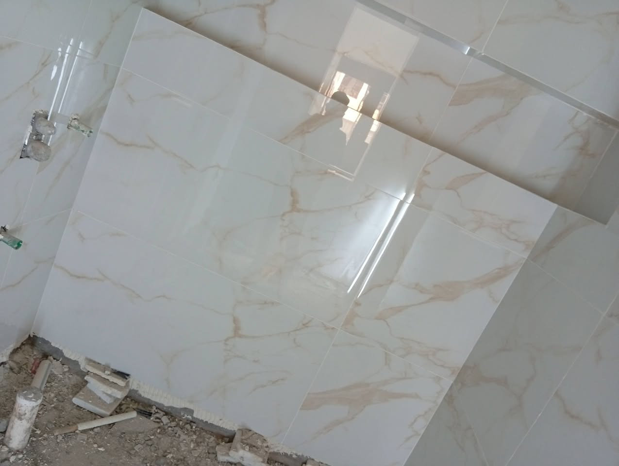 السلام عليكم كادر متفرغ لعمل والواجهات بل حجر والمرمر والرضيات والجدران داخل وخارج باحدث الديكورات وشرط متنطي ولا الف اذا ماشوف الشغل ابعينك ويعجبك تحياتي للجميع واتساب والخاص مفتوح ***********
