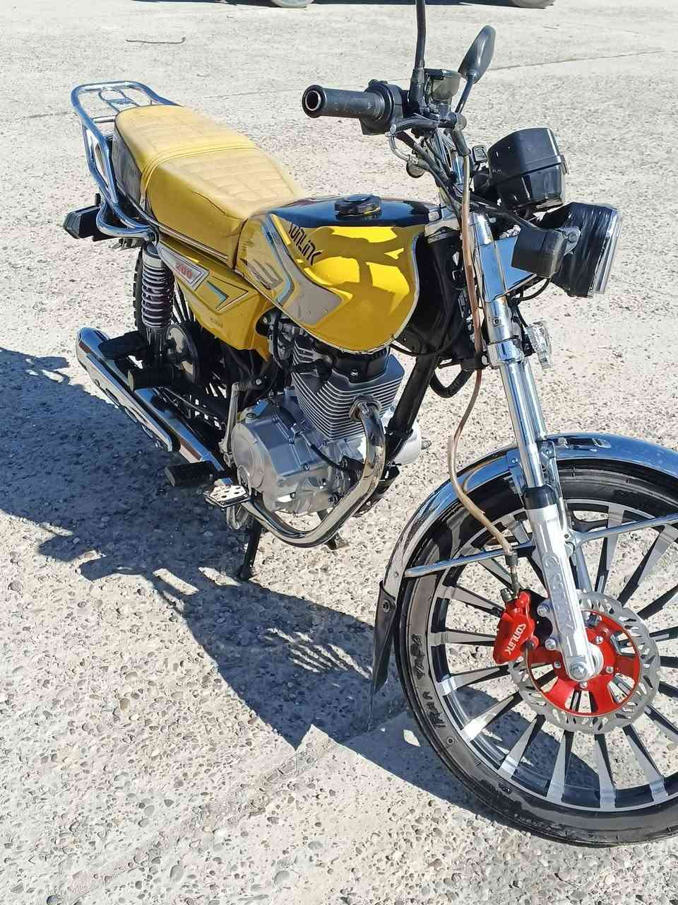 السلام عليكم للبيع دراجه 24شكل 25دراجه حلوه اي نقص ماعايزها الدراجه حله من الصور منفيز مالتها موجود مكان الرداجه 
سامراء السعر 700وبيها مجال للشراي 
الستفسار 00753799261


**إذا كنت صاحب هذا الإعلان وتريد حذفه لأي سبب، رجاءا أرسل رسالة إلى الدعم الفني**