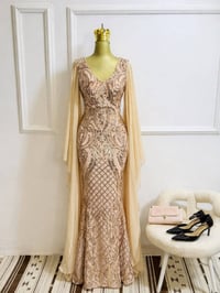 فساتين • قياس L • شي إن