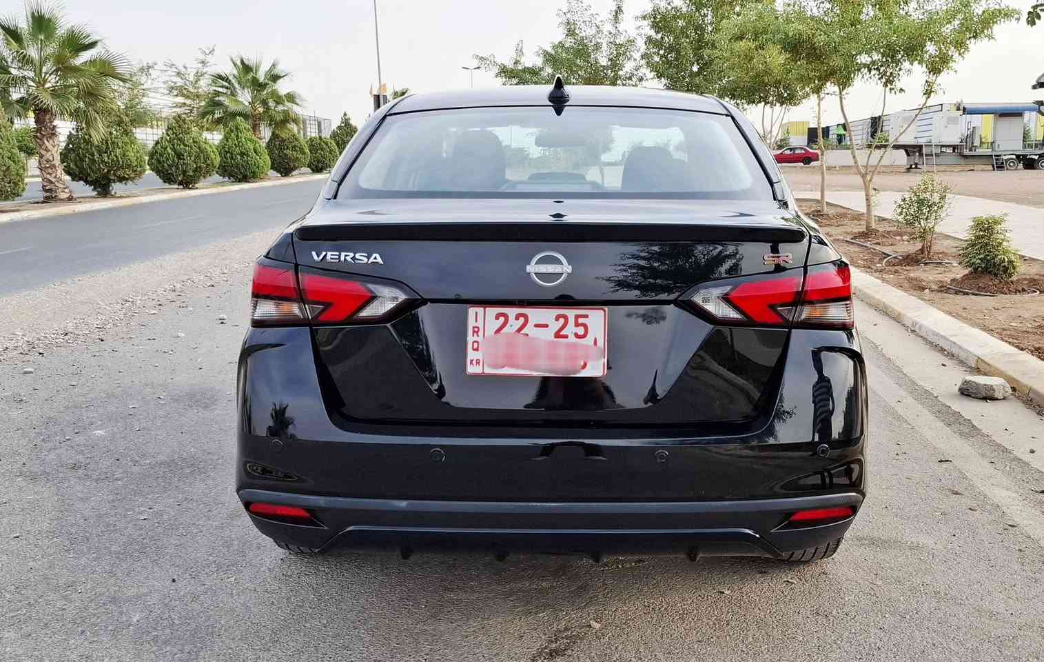 نيسان فيرسا < بورش> 
موديل 2024
ماشية 13 الف ميل
مواصفات 
كشن لونين  احمر واسود
كشن هيتر
تشغيل عن بعد
بصمة ابواب
بصمة سيارة عدد 2
ويل كب 17
استيرن خياط احمر
دشبول لونين
لايت زينون وحاجب لد 
تبريد لمس
شحن موبايل وايرليس
تحكم ستيرن
شاشة كبيرة اندرويد وكار بلي
كاميرا خلفية دواره
رادار أمامي + خلفي + جانبي
توقف ذاتي أمامي وخلفي
حساسات خلفية
تحديد مسار
سنتر لوك
جامات كهرباء بالكامل 
بجم كبس شرط 
السيارة صفحة السائق صبغ فقط
بدون دواخل بدون شواصي
ايرباك سليم
الضرر مرفق مع الصور 
السيارة كاتي رقم اربيل
العنوان اربيل 
السعر 121 ومجال بسيط 
للاستفسار مراجعة الصفحة 
او الاتصال بالرقم *********** بيه واتساب
