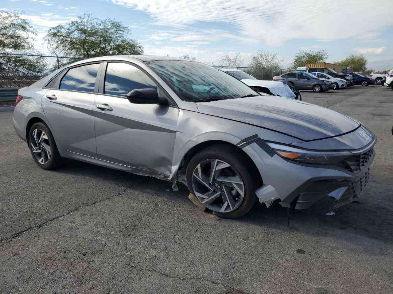 هونداي النترا مديل//2025
ماشية ( ١٧  )
الحادث مثل ماموضح بصور 
سيارة قيد التحميل 
مده الوصول من شهرين لى ثلاث اشهر
🔥🔥🔥🔥السعر مناسب جدآ 🔥🔥🔥🔥
فقط (90)$ شامل الفاتورة
كذالك يمكنك دخولها بكتاب شهداء 
التواصل *********** //حيدر
