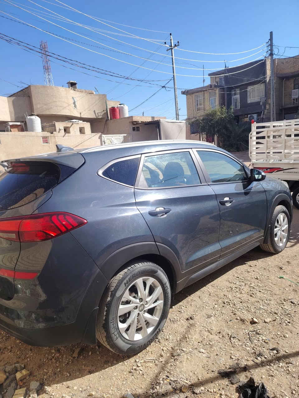 السلام عليكم توسان 2020وارد أمريكي حادثهه بنيد فقط سياره جديده جاهزه اي نقص ما بيهه مكينه كير حداديه جديد وضع شركه صبير ما نازل سنويه لل2027 تحويل ثاني يوم سعر 165بيهه مجال حك الجيه ***********
