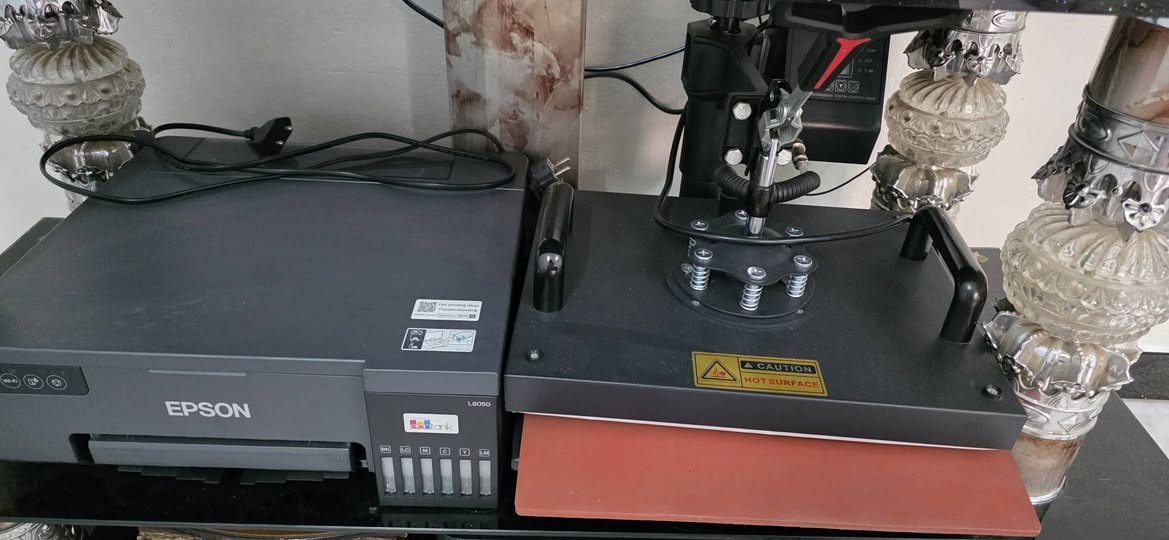 طابعه  ابيسون L8050 مع كابس حراري 5في 1 جدد بعدهن ممستخدمات هنة وكارتونتهن والطابعه،بحبره الاصلي السعر الاثنين 550 الف


**إذا كنت صاحب هذا الإعلان وتريد حذفه لأي سبب، رجاءا أرسل رسالة إلى الدعم الفني**