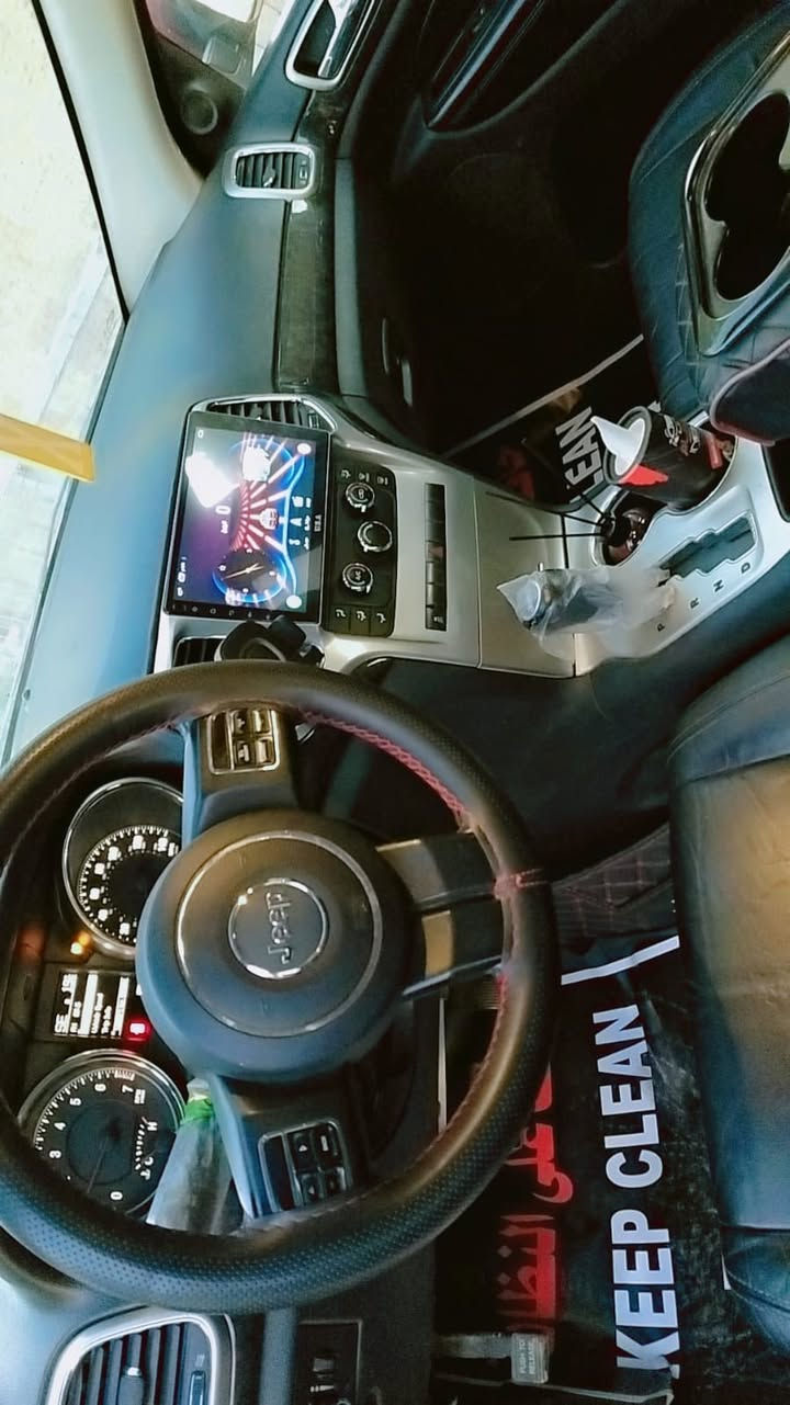 سلام عليكم جيب موديل 2011 للبيع
السعر 140 ورقه 
للتفاصيل اتصل على *********** صاحب سياره
اني مكلف بلنشر فقط
