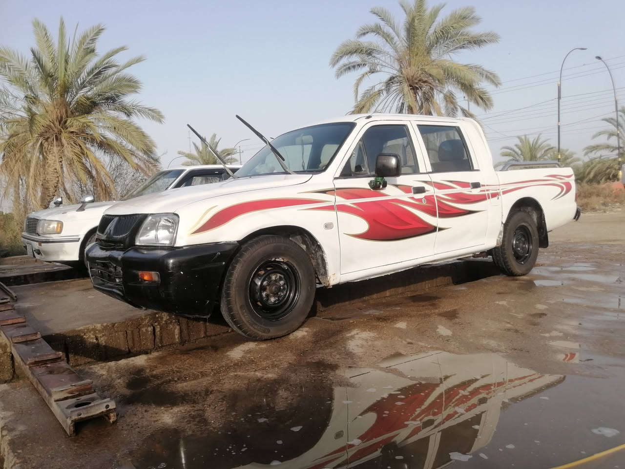 سلام عليكم اعيد النشر بسبب الوعود الكاذبه للبيع سياره مستبوشي  2004 مزاد وزاره الداخليه سياه نضيفه مثل ما واضح بل فيديو تخم تاير بل باكيت 
حداديه بل باكيت
باتري بل باكيت سلف جديد 
مكينه نضيفه ونجي تماتيك 
كير نضيف  
مكان السياره ذي قار سوك الشيوخ 
اي سفسار خاس او عل رقم *********** السعر 43
