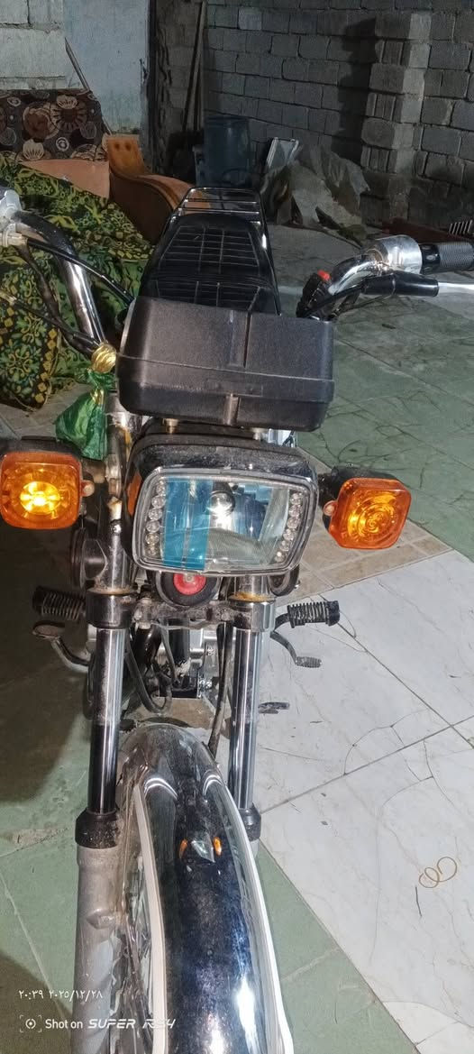 السلام عليكم دراجه للبيع نامه ما متواجد على الخاص بس على الرقم
***********
