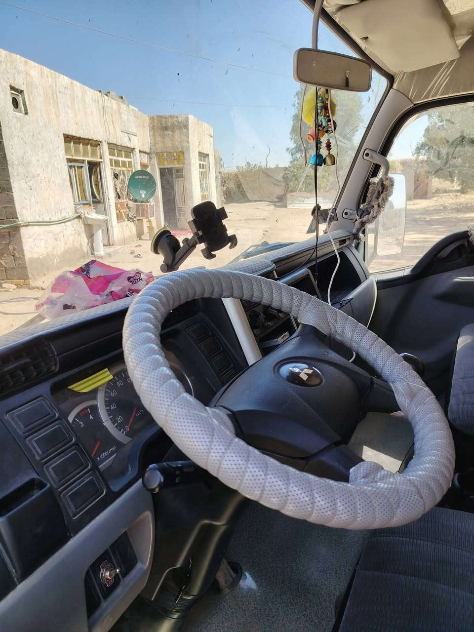 سياره كنتر لبيع موديل 24كفاله عامه ***********
