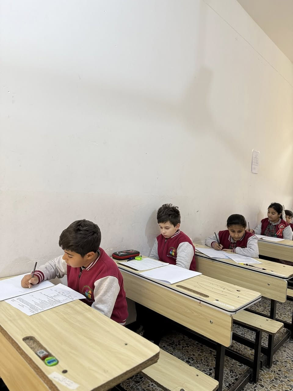 اليوم انطلقت امتحاناتنا التحريرية لطلبة
الصف الرابع والخامس والسادس
بأجواء يسودها الهدوء، الالتزام، والثقة 🌟

أبناؤنا الطلبة… هذا ثمرة تعبكم واجتهادكم طوال العام،
ثقوا بأنفسكم، اقرأوا الأسئلة بهدوء،
والنجاح حليف المجتهدين بإذن الله 💪✨

مع تمنياتنا لجميع طلبتنا الأعزاء
بالنجاح والتوفيق الدائم 🤍✨

للتواصل والاستفسار :
📍 الأنبار - الرمادي - الحوز - قرب مجسر الزيوت
📞 *********** 
 *********** 
#مدرسة_الصباح_الأبتدائية_الأهلية_المختلطة
#مدارس_الصباح 
#الرمادي
