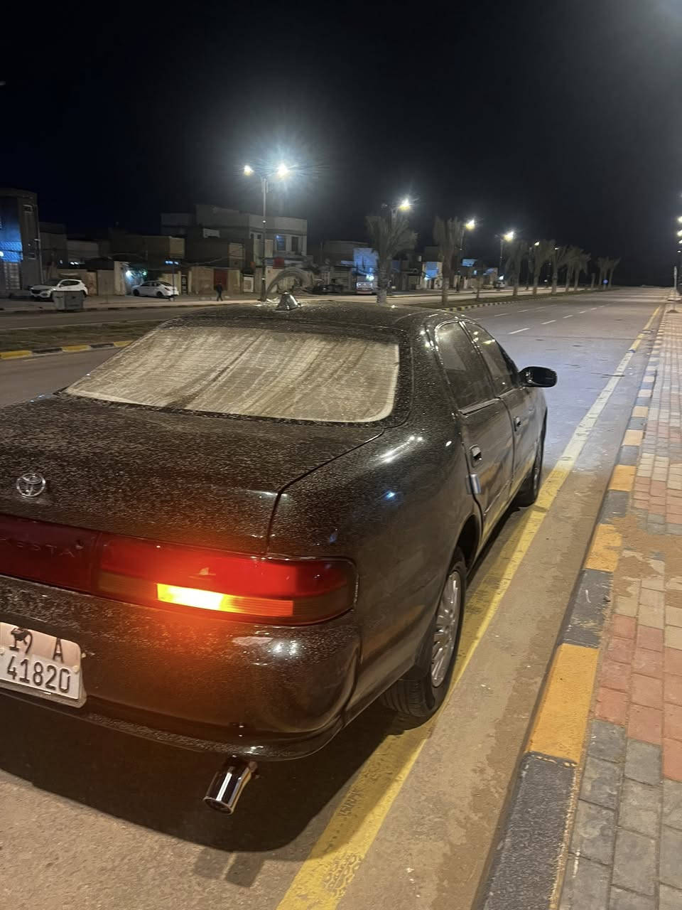 سلام عليكم كرستا للبيع متوازي على مداور  
السياره خير من الله مكينه بعده وصلها عندي صار شهرين من شديتها ديلكو 2500 وارد ياباني صارت عليها مليونين تخم تاير جديد حداديه الوره جديده لايت زنون  شاشه تاب وايفاي وبلوتوث  دوشمه جديده 
سعرها ٥٠ وبيها مجال بسيط 
علماً سياره بيها كص ٣ تكم ابيع قماره 
  اتصل وبخدمتك متوفر واتساب ***********
