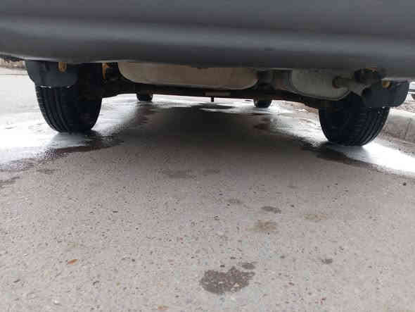 سلام عليكم شونكم شباب سايبا ٢٠١٥بسمي سنويه جديده هزه جديده مصفره هيئه كير مكينه تبريد خير من الله تخم تاير صدركامله للأخير بيه بس الدواير معمره السعر ٤٥وبيهه مجال الاتصال على الرقم *********** مكاني بغداد
