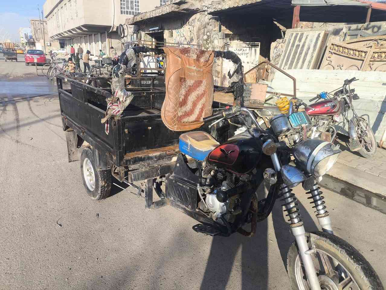 سلام عليكم ستوته للبيع 2014محرك 24 سعر 750رقم ***********
