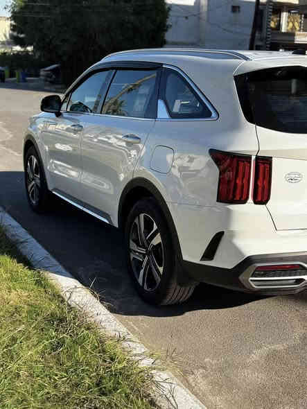 سلام عليكم
سورنتو مديل ٢٢رقم بغداد بأسمي 
ماشيه ٣٤ مكفوله
حجم المكينه ٦ سلندر 
السعر ٢٧٥ وبيه مجال 
مكان بغداد سيديه
‭٠٧٧١ ٩٩٢ ١١٨٤‬ ‬
