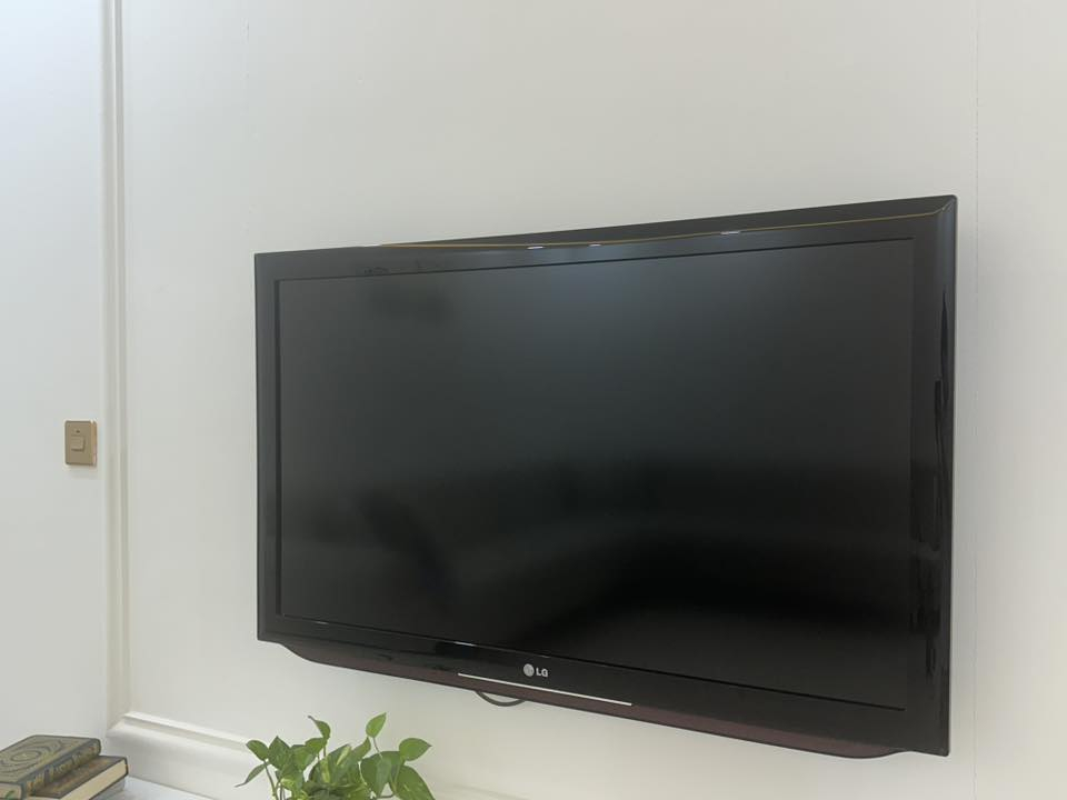 LG شاشە ٤٢
١٤٠ هەزارو مەعمەلە
***********
