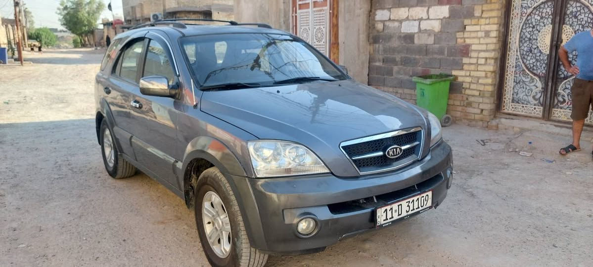 سلام عليكم سورنتو مديل 2006 بغداد محرك 3500 دفع رباعي كير ومحرك بلادي نضيف جدآ تخم تاير جديد كهربائيات سنتر لوك كله تشتغل شاشه وأرد خليجي مصبوغ حزام جمالية بدون حادث صدر امامي وخلفي نضيف جدآ سنويه بسمي رقم هزة جديد سعر 72 مكاني بغداد العبيدي حي البتول ***********
