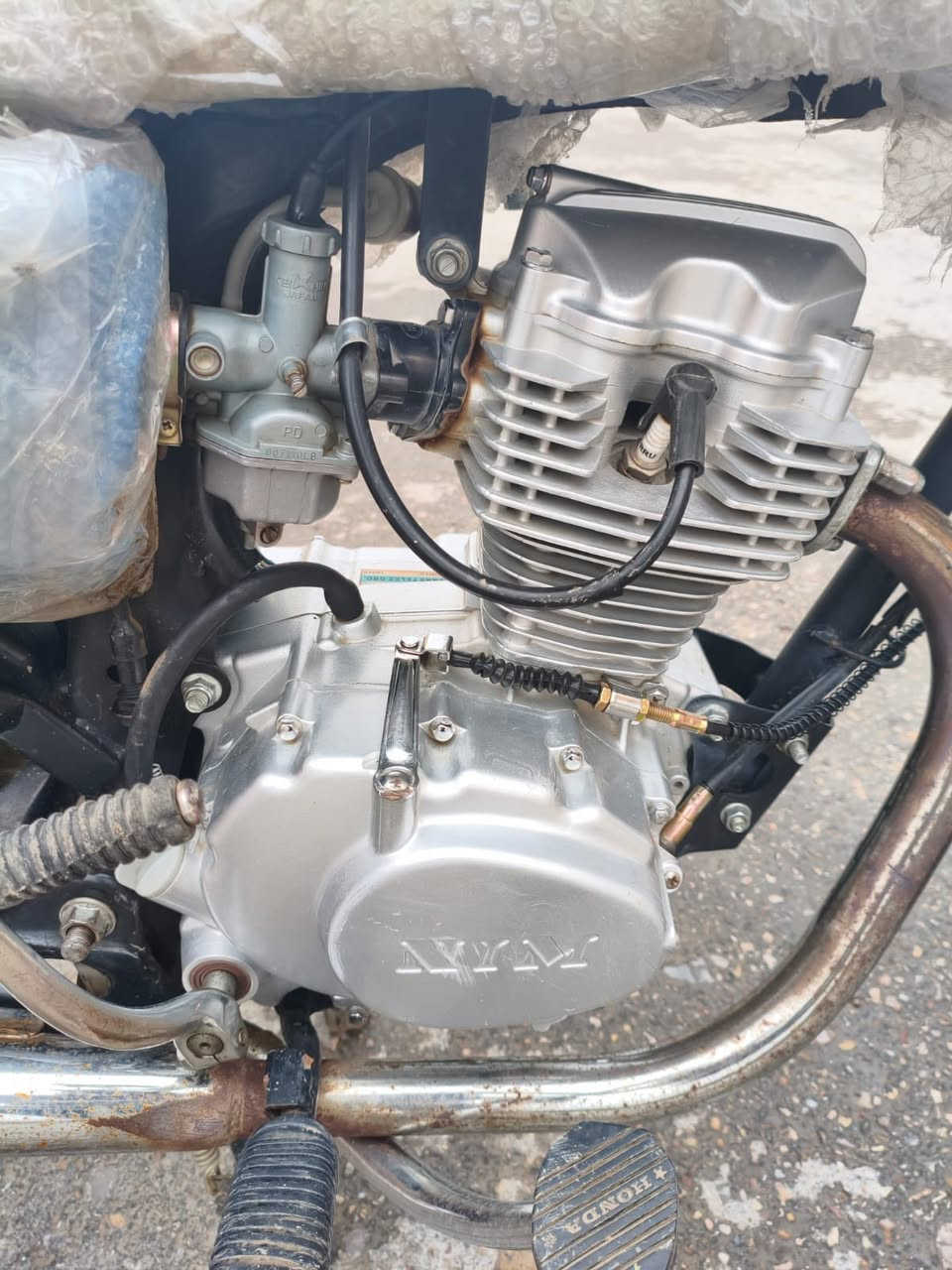 السلام عليكم
دراجه نامه للبيع اخو الجديد موديل (2023)كامله مكمله مناقصه أي شي ورقه وحده بيها ترايك وين مترين مكينه مامفتوحه مكاني ديالى بلدروز حي الحشد السعر بس للشراي 475 وبيها مجال رجائن الموشراي لا ايراسل ولايكسر بحاجت الناس الرقم ***********
