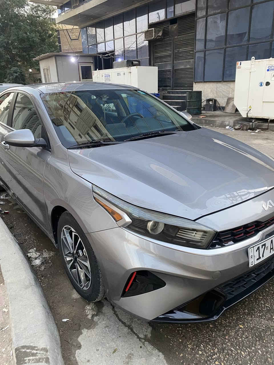 السلام عليكم كيا فورتي موديل 2023 رقم معوقين مثنى سنويه لل30 سياره جديده كلش حادثه من امريكا دعاميه إماميه فقط مخليلهه مال جيتي اصليه  وماعده شويه باردبل بنيد أربع أصابع  باقي سياره كفاله عامه  ماشيه 48
لا صبغ لا تبديل مكينه 2000دوش رادر امامي تحديد مسار مثبت سرعه للبيع فقط سعر سياره 170 $بيهه مجال  غير متواجد عل فيس (***********)
