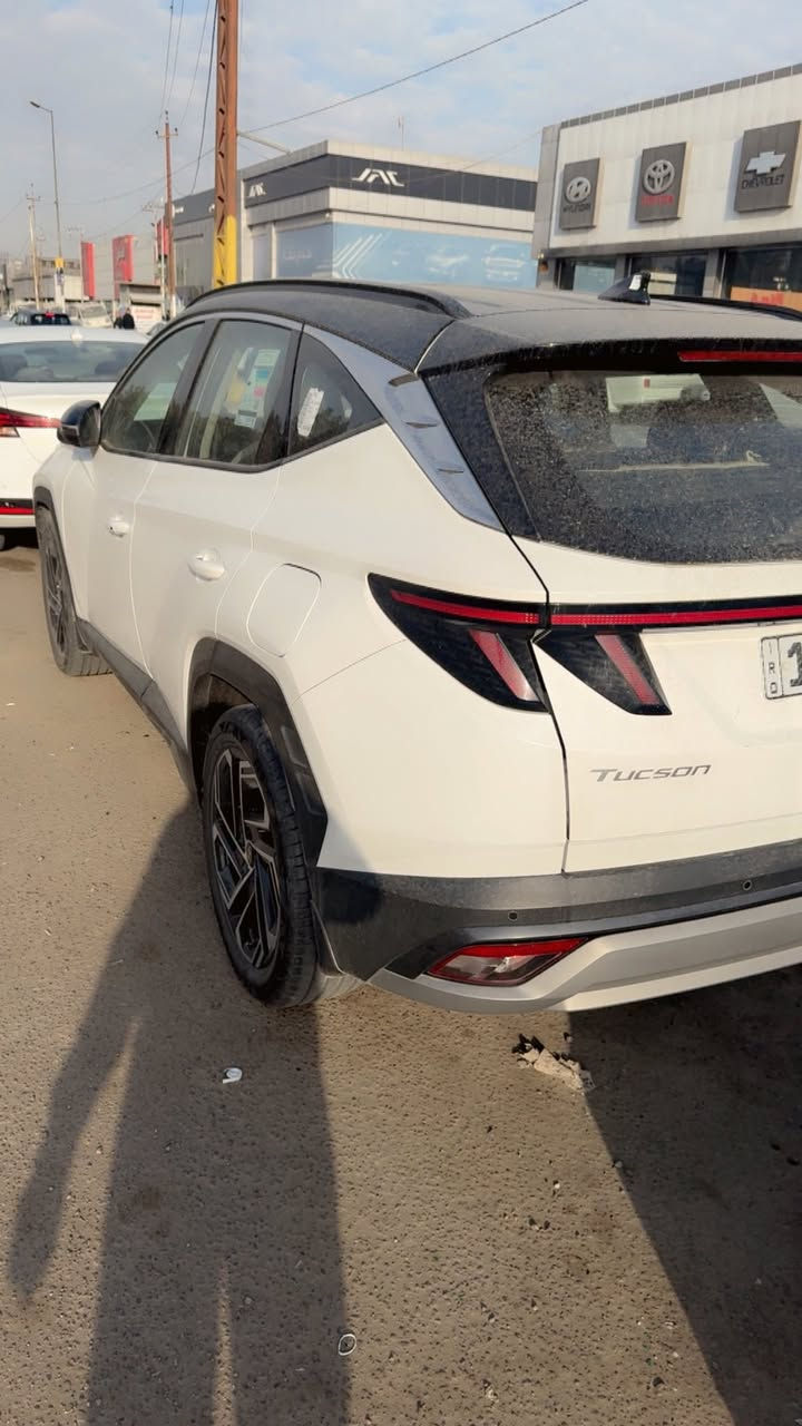 السلام عليكم توسان توكلر موديل 2025 خليجي ماشيه 14 على وضع الزيرو فقط بارد فول جنطه كهرباء بغداد البياع ***********
السعر 225
