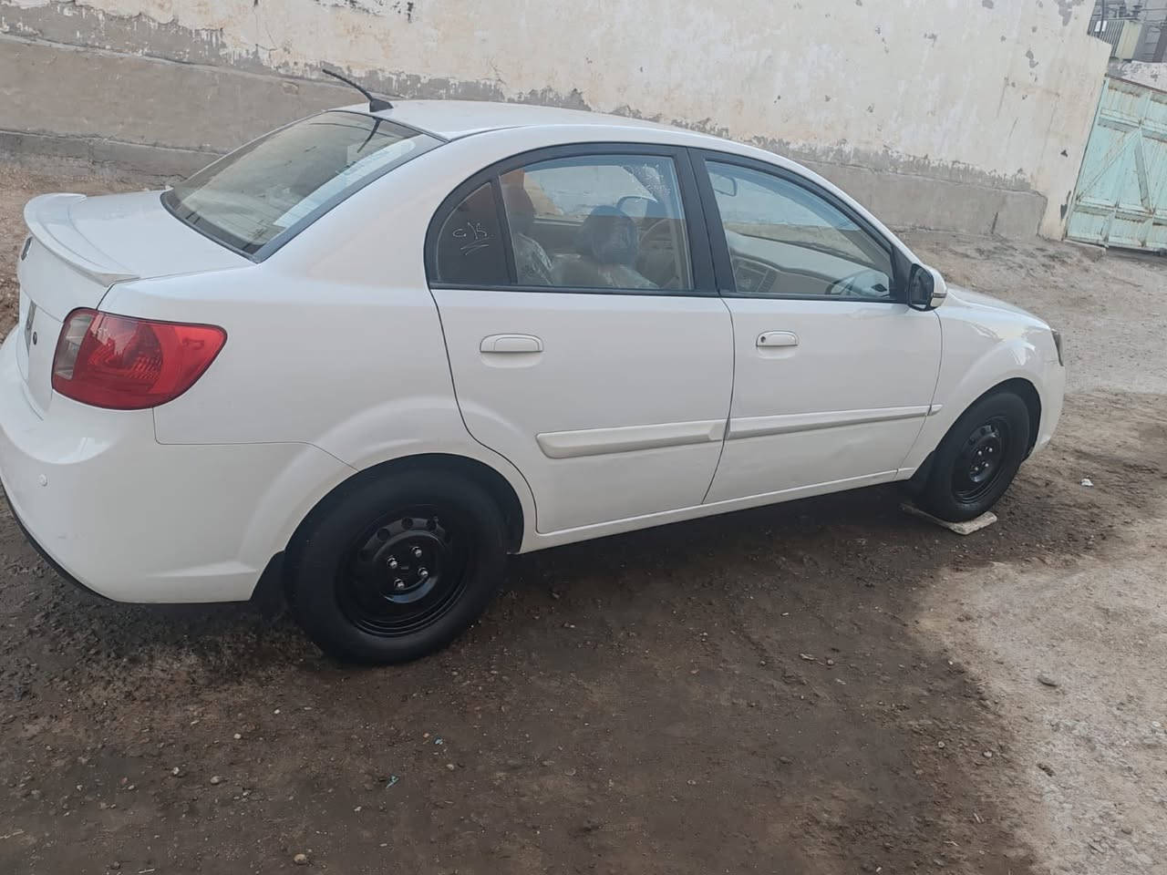 السلام عليكم
ريو موديل ١١ مكفوله كفاله عامه 

رقم اربيل تريد تحويل تريد مداور 

محرك  1600 جديد تبريد حداديه 

السياره جاهزه مابيه نقص مال جناي 

اذا اكو مراوس بياباني ماكو مشكله 0773906655

السعر 92 وبيه مجال  

مكاني النجف 

***********
