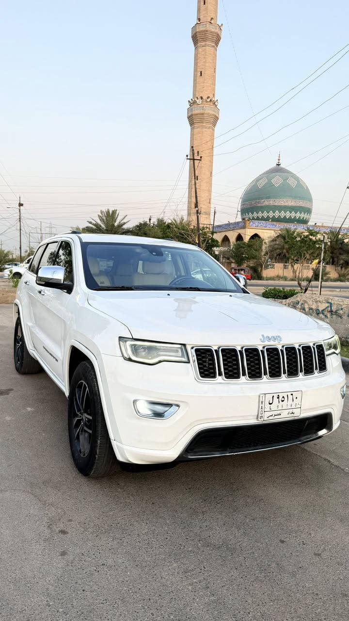السلام عليكم 

جيب اوفر لاند امريكيه صور الحادث بالمنشور 

 موديل 2014 

السعر 193 بيها مجال بسيط 

حادثها بنيد وجاملغ 

فول موصفات واحد على واحد 

مكينه 3600 المرغوب 

بنوراما 

كشنات كهرباء 

سستم صوت ودمام 

جنطه كهرباء 

شاشه كامره 

هوك كهرباء 

بيها اهواي موصفات

السياره جديده وخير من الله ربع متصرف عليها 

تبريد ثلج 

صدر امامي خلفي كله جديد 

بغداد الشرطه الخامسه 

***********
