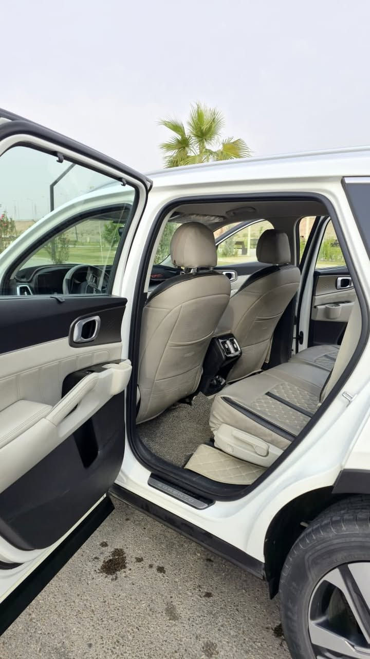 بيع مستعجل 

سورنتو 2022 خليجي مكفولة 4 سلندر 
ماشية 40الف كيلو 
كفالة عامة بدون حادث ب245$وبيها مجال 

***********
