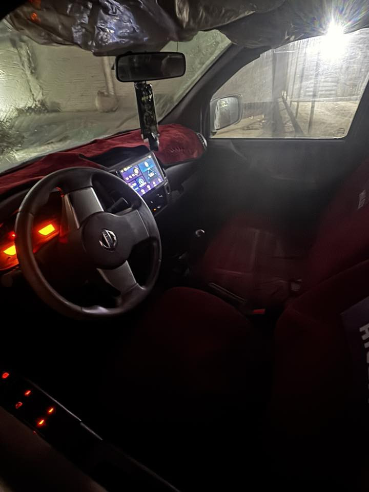 سياره نيفاره مديل2011 مرفوق سونار ويها مكانه بصره سياره بسمي رقم دهوك هزه2026سعر(100)ورقه***********
