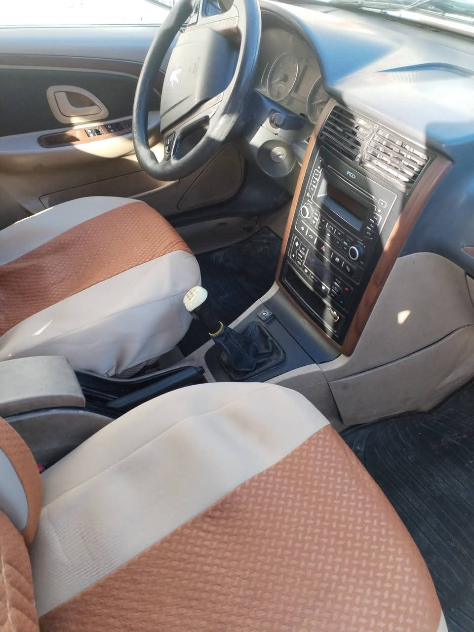 السلام عليكم بيجو بارص موديل ٢٠١٨
رقم بغداد انكليزي السنوية ٢٠٣٠
هيئة وغرامات مصفره
تدفئه وتبريد شغاله مع منظومة غاز
كير ومكينه مكفولات صدر امامي وخلفي جديد
السياره على أيدي من الشركه والسياره جاهزه
وخير من الله كلشي متصرف عليهه
السعر ٦٥ وبيهه مجال للشراي
مكاني بغداد للاستفسار ***********
