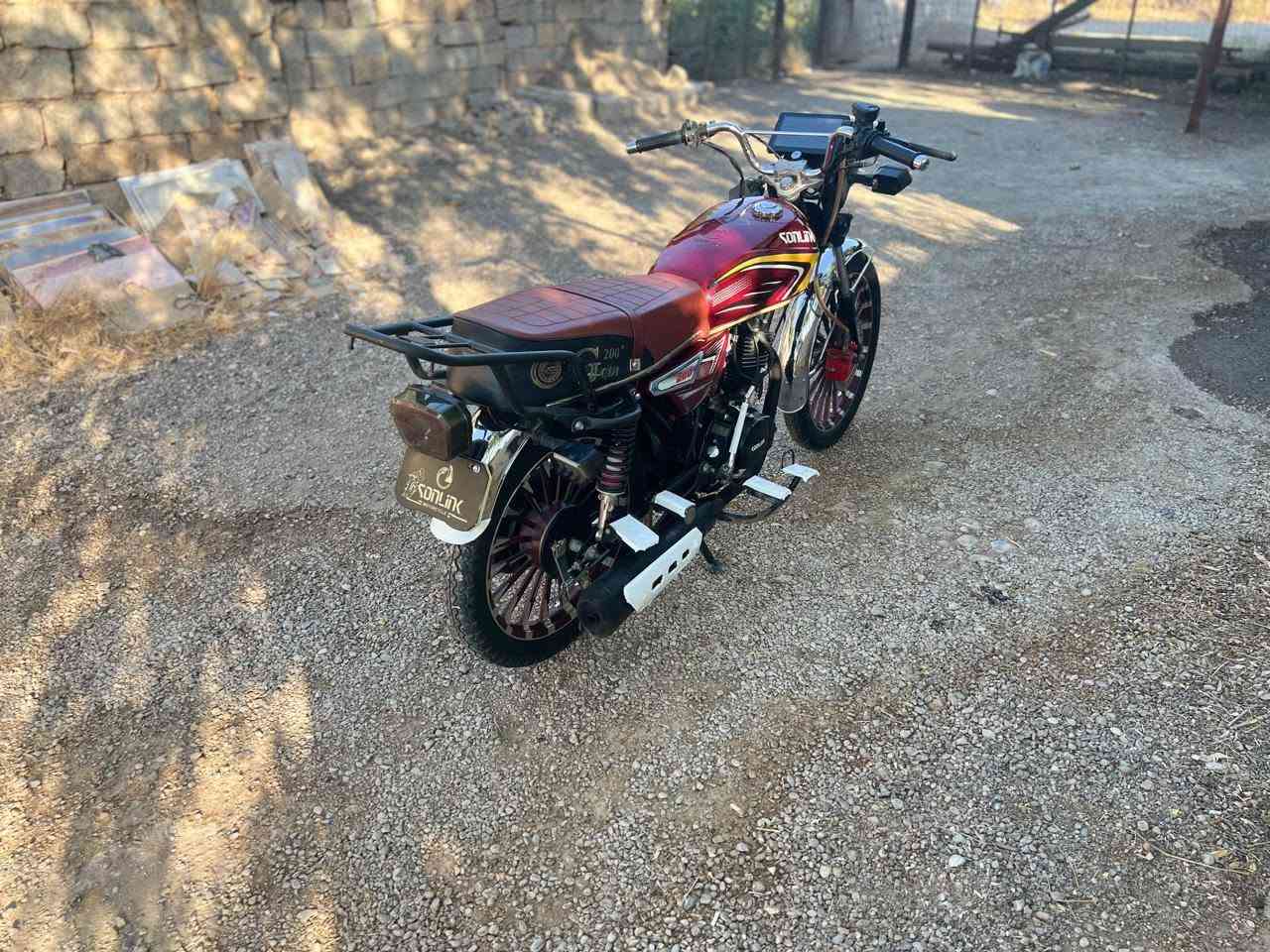 سيـفان  25
محرك200Cc مكفول

كهربائيات شغاله 

مكاني بعقوبه

هـ***********
